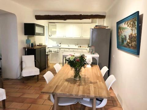 Maison De Village Avec Vue Éguilles Exteriör bild